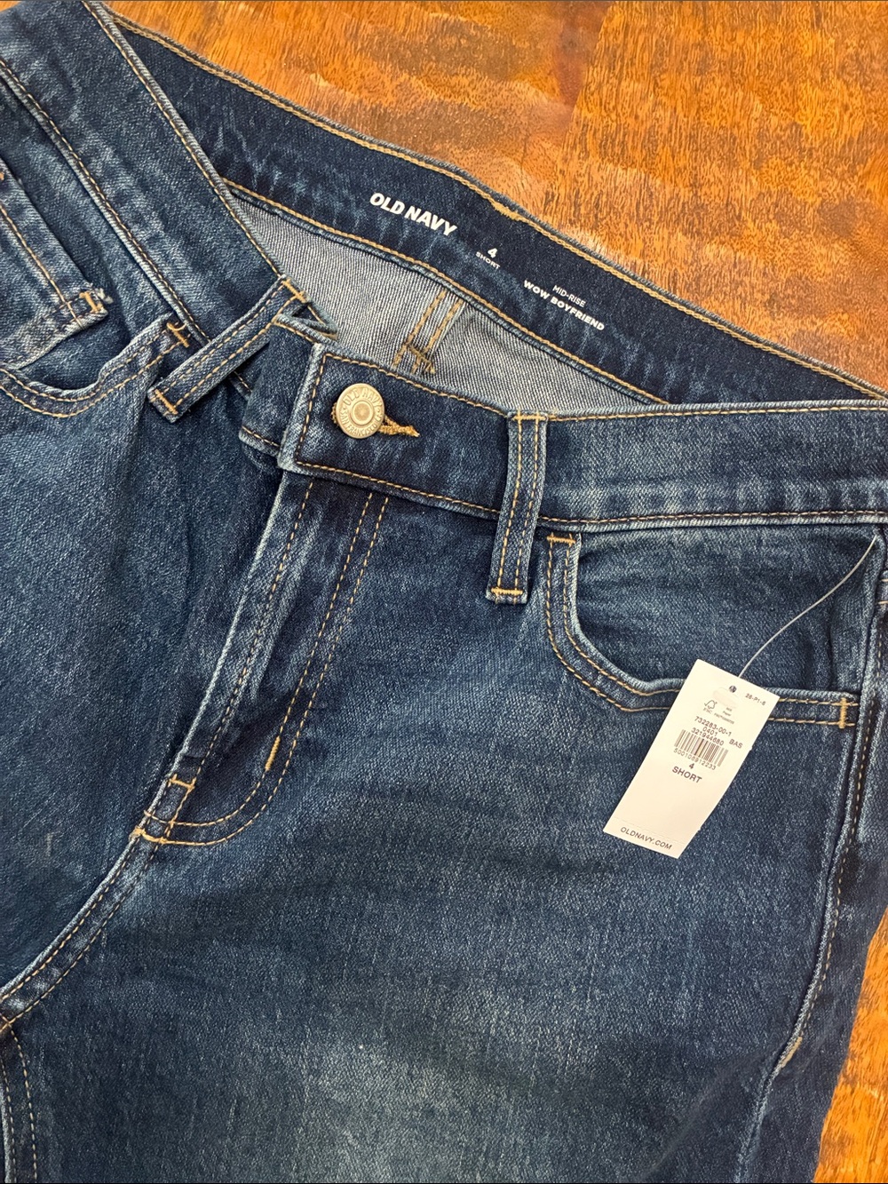Old Navy Women's Dark Wash Straight Leg Jeans - Picture 2 of 5